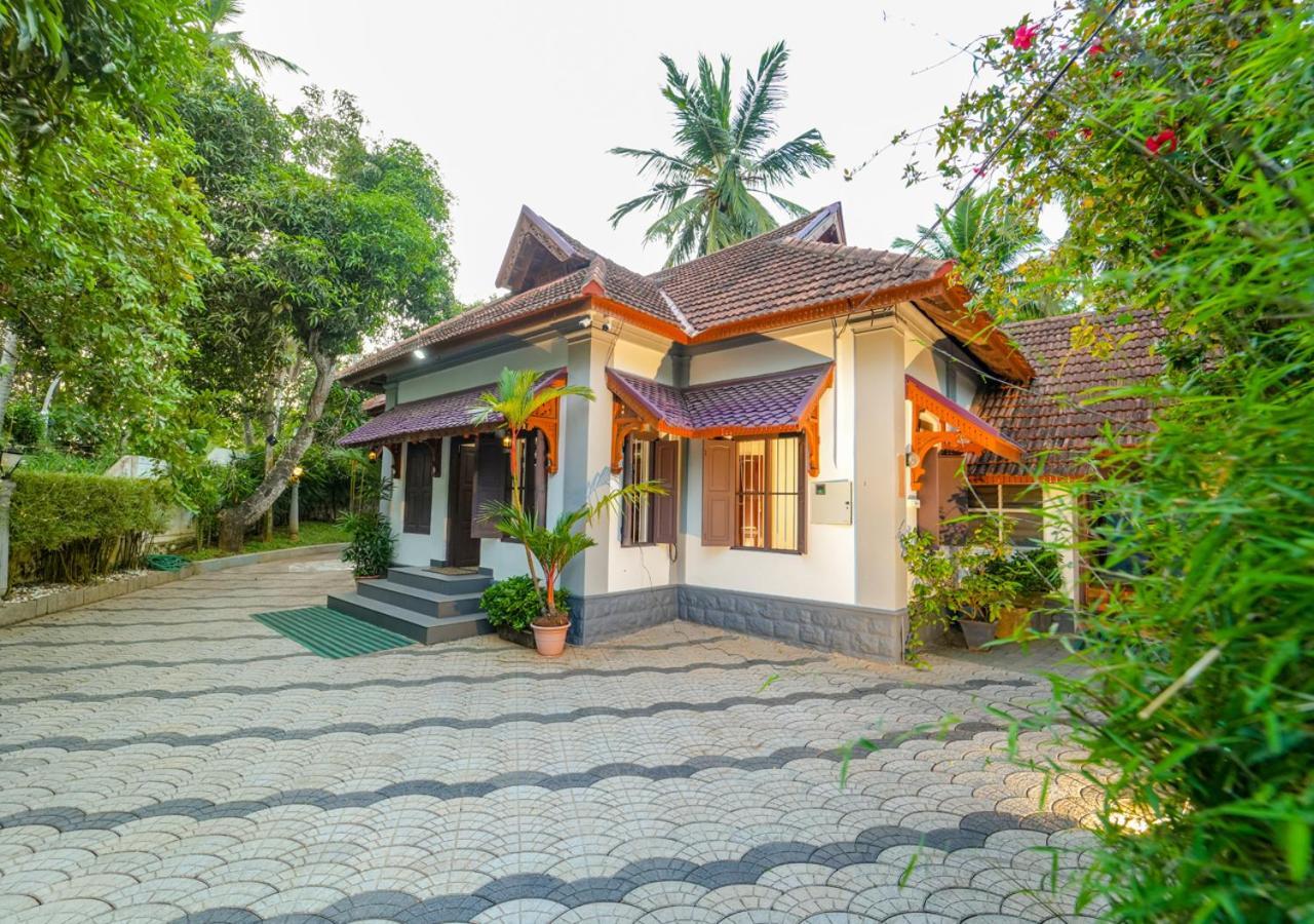 Pop Tavern Kovalam Beach Villa By Voye Homes Exterior photo